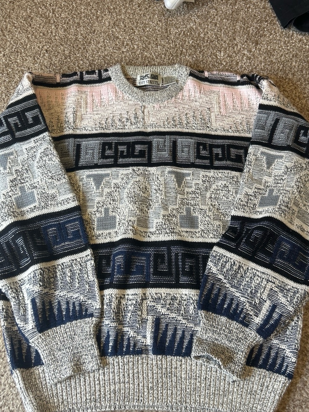 City Streets Men's Patterned Crewneck Sweater - Gray, Black, Pink